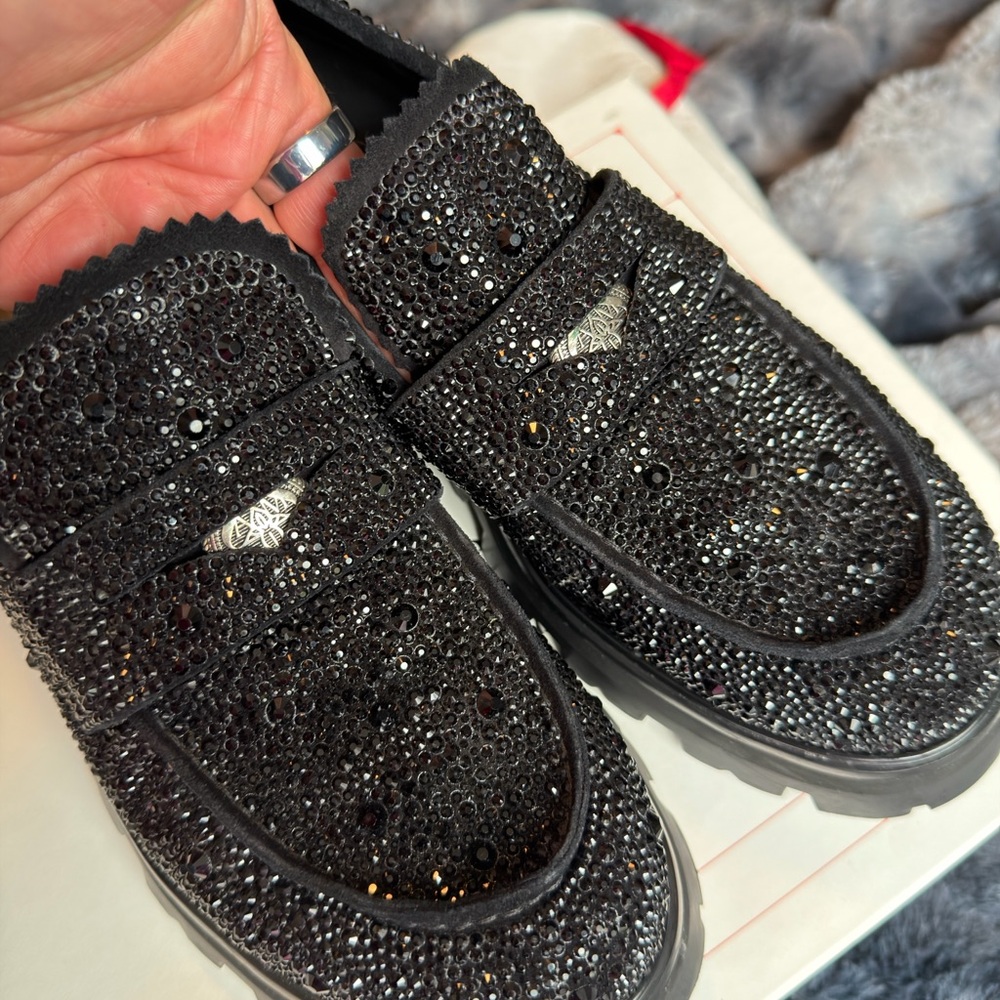 Alexander McQueen Black Embellished Men's Loafers - Picture 2 of 15